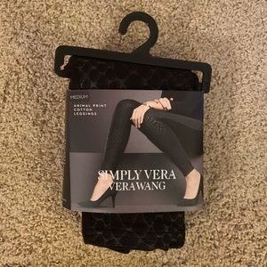 NWT Verawang Animal Print Leggings